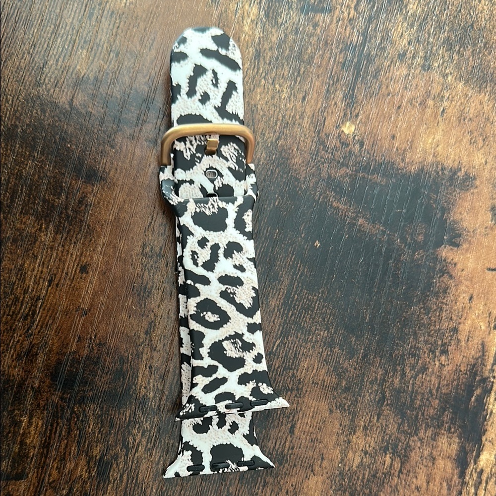 Leopard Print Apple Watch Strap